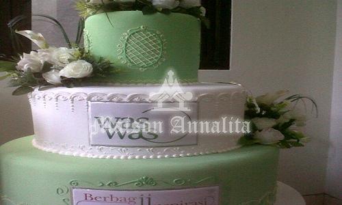 Was-was anniversary cake