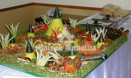 Nasi Tumpeng 1